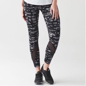 Lululemon Inspire Tight II Graf Black White Sz 8